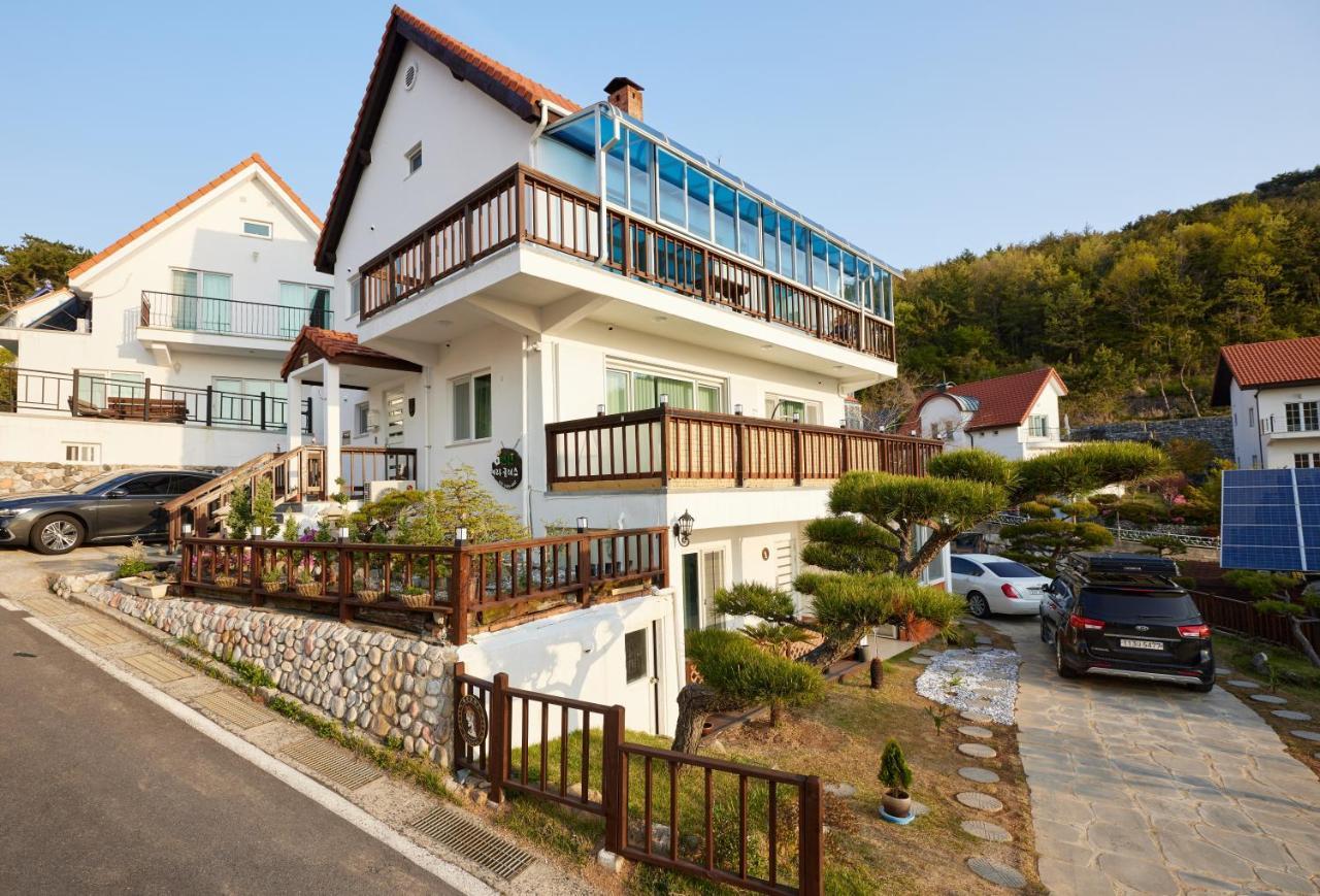 남해 독일마을 헤라클레스 빌라 외부 사진